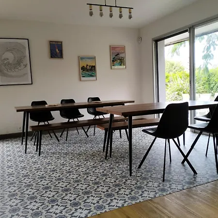 20 People House Swimming Pool And 度假居