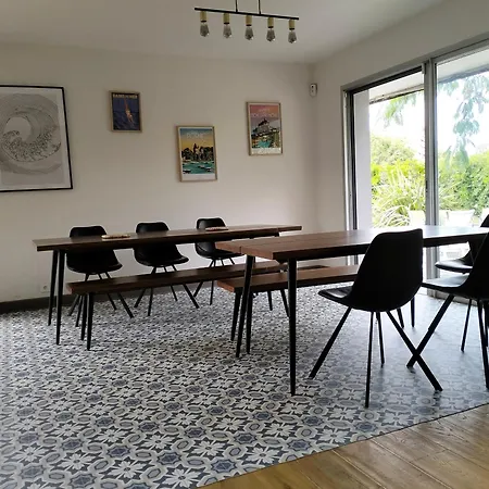 度假居 20 People House Swimming Pool And 奎米亚克